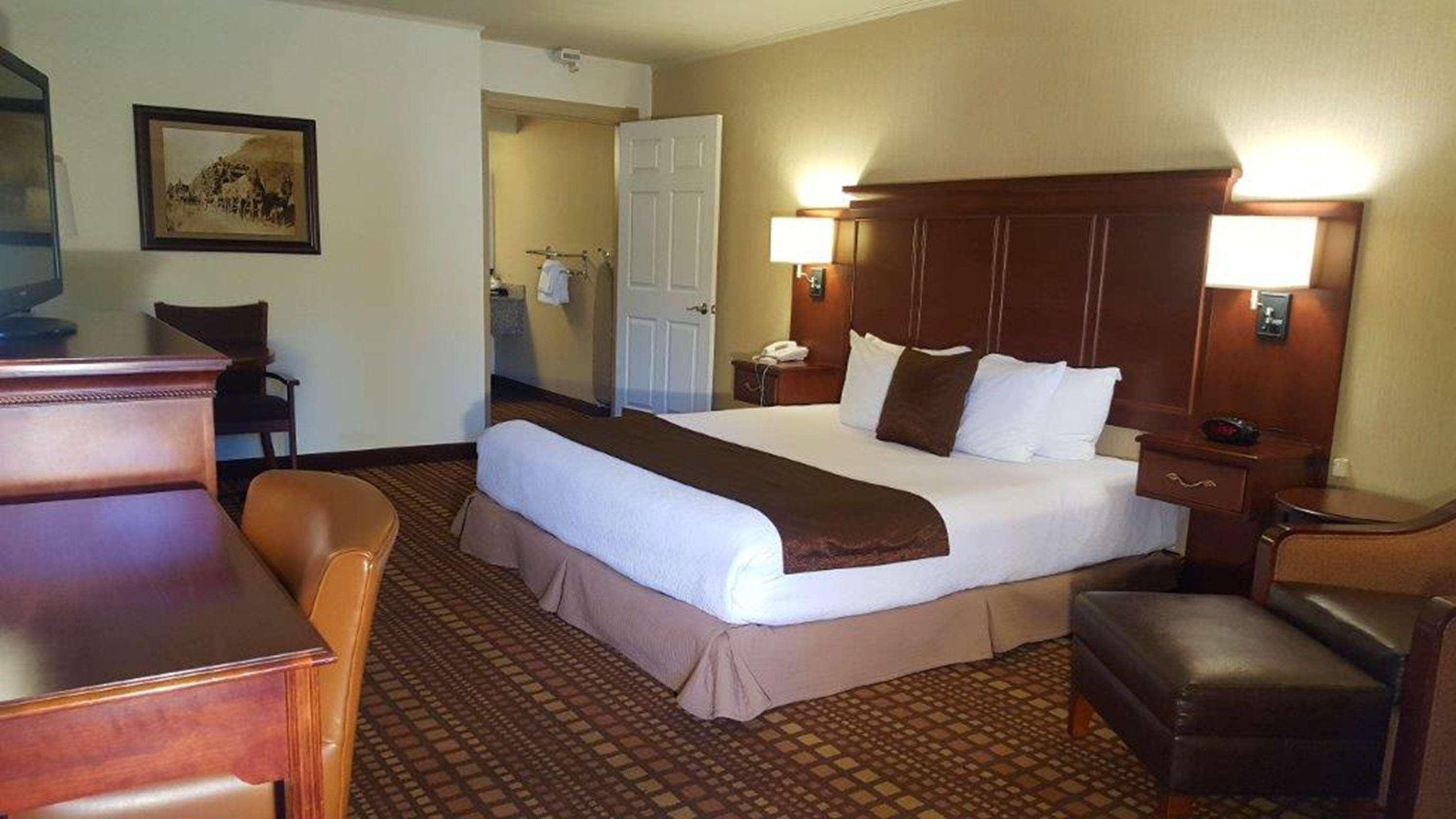 Best Western Plus Humboldt House Inn Гарбервил Екстериор снимка