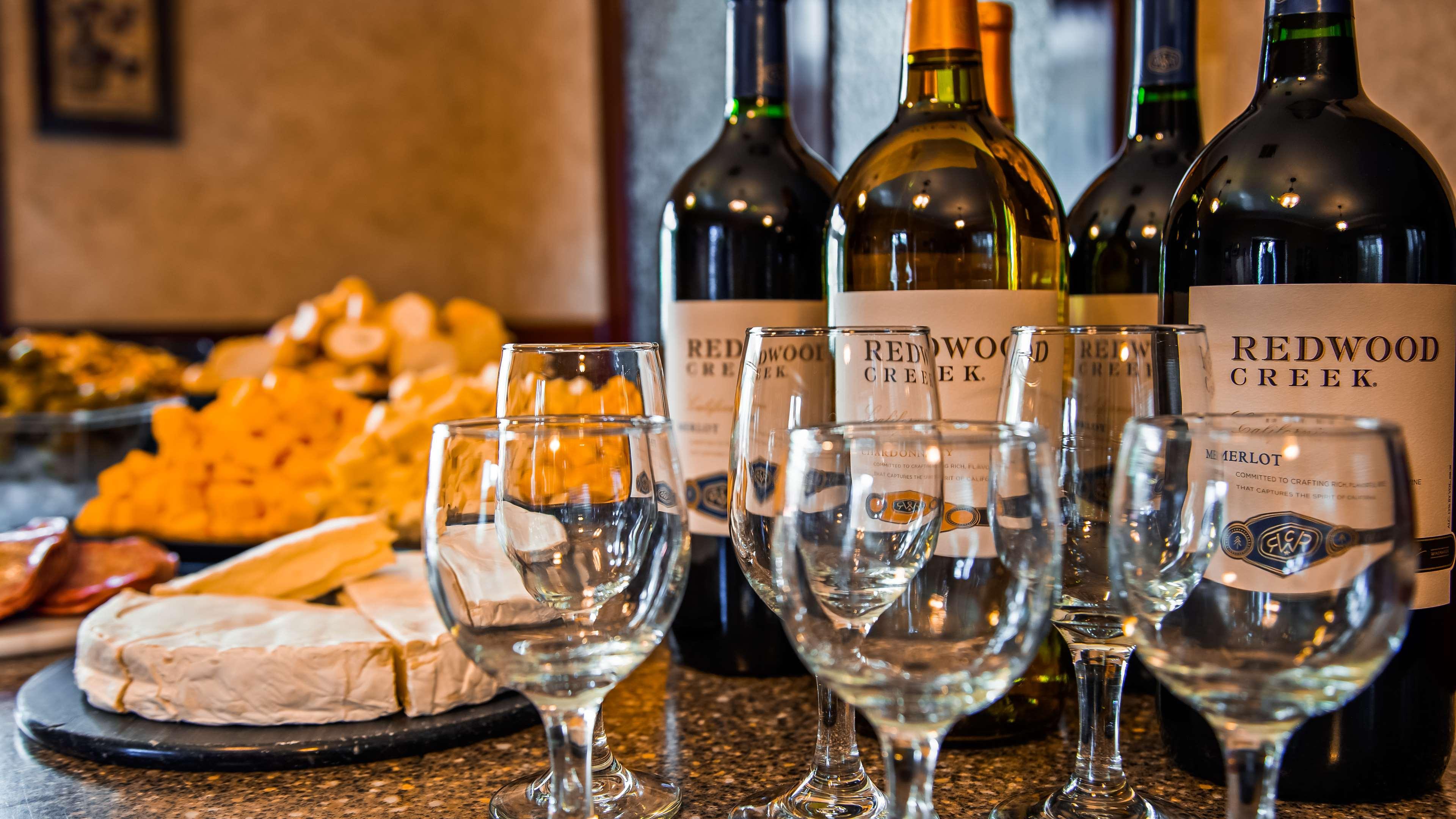 Best Western Plus Humboldt House Inn Гарбервил Екстериор снимка