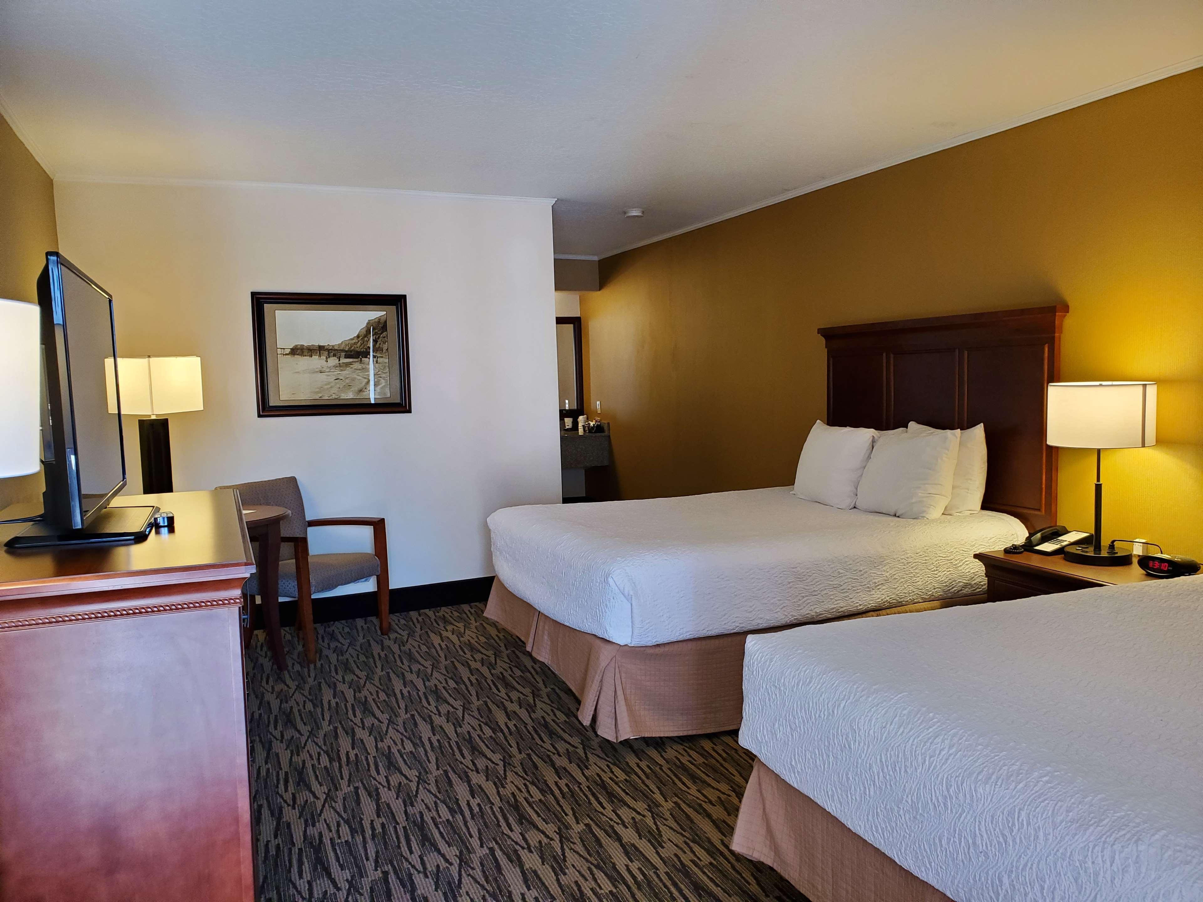 Best Western Plus Humboldt House Inn Гарбервил Екстериор снимка